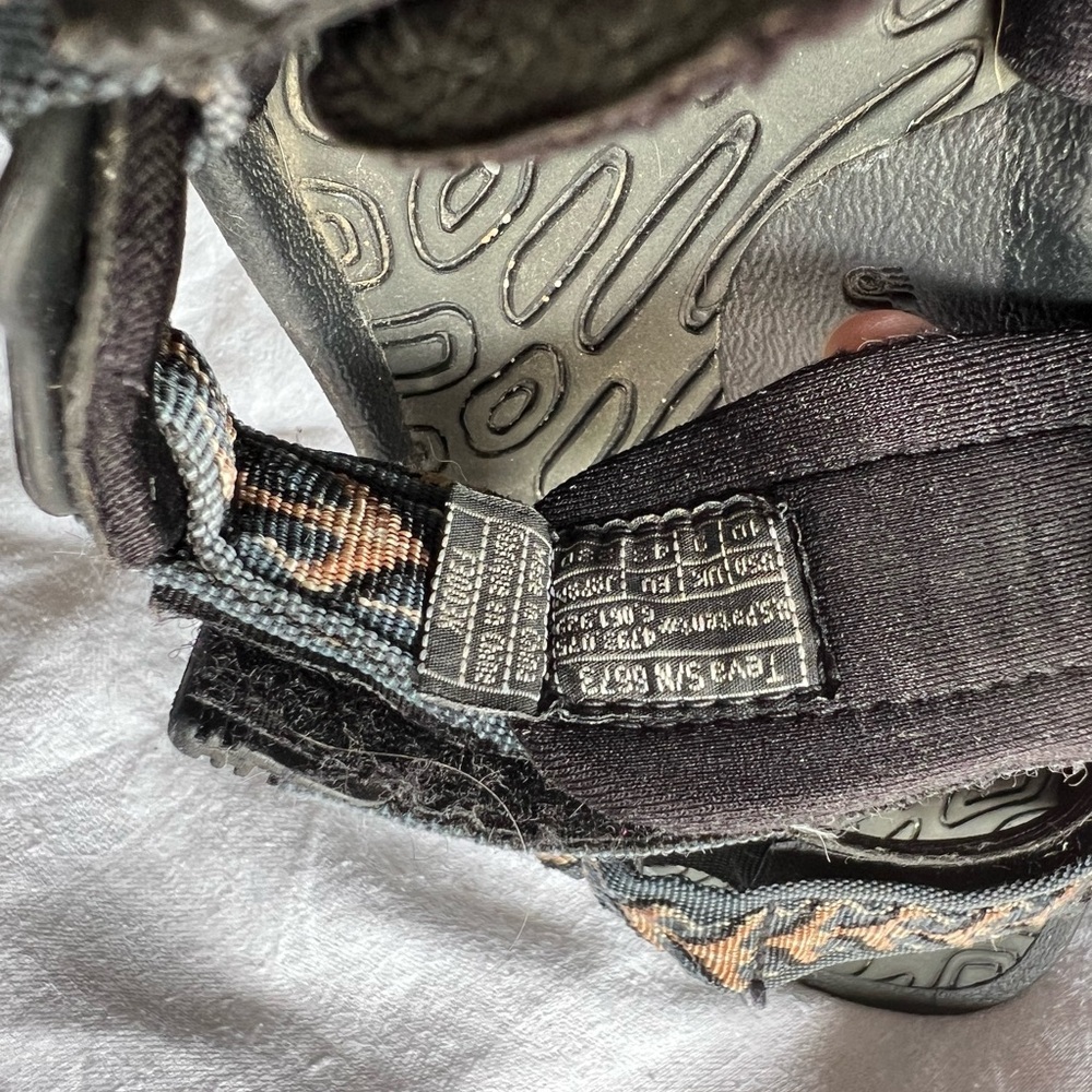 Teva Black and Tan Outdoor Sandals with Adjustable Straps - Picture 6 of 7